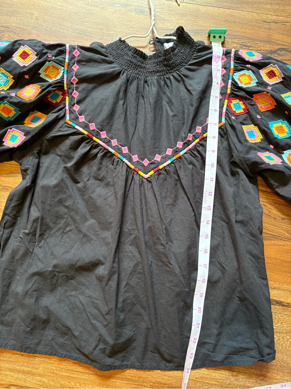 THML XS Colorful Embroidered Black Puff Sleeve 100% cotton Top - Picture 8 of 8